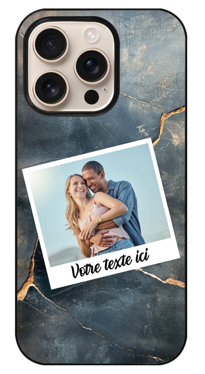Coque polaroid sur fond marbre à personnaliser